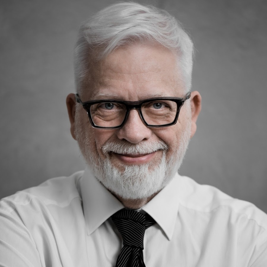 aktor Mirosław Baka